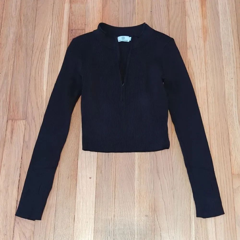 Pink diamond black half a zip ribbed cropped sweater